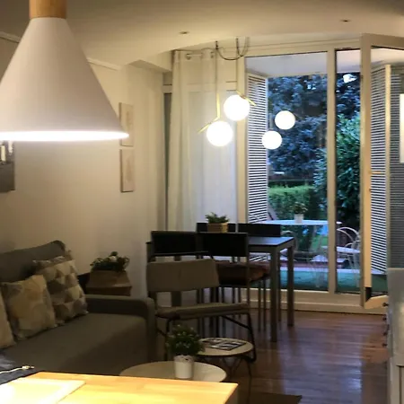 Castellana Jardín I Y Ii Parking Y Piscina Gratis!! Apartamento Burgo